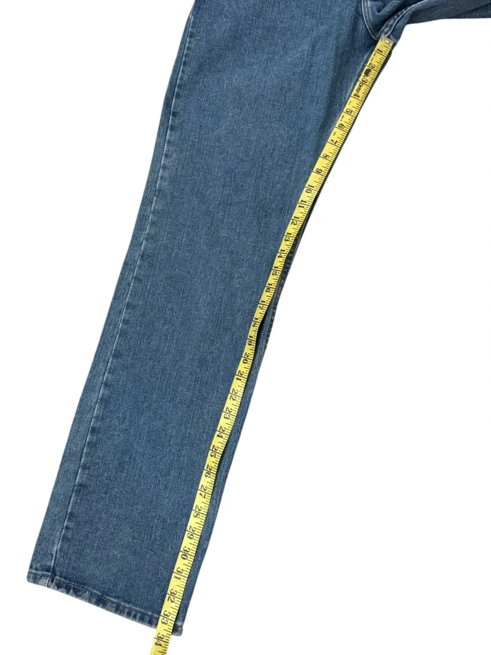 Lee Relaxed Fit Jeans Men’s 34x34 Fits 34x33.5 Medium Wash Straight Leg Cotton
